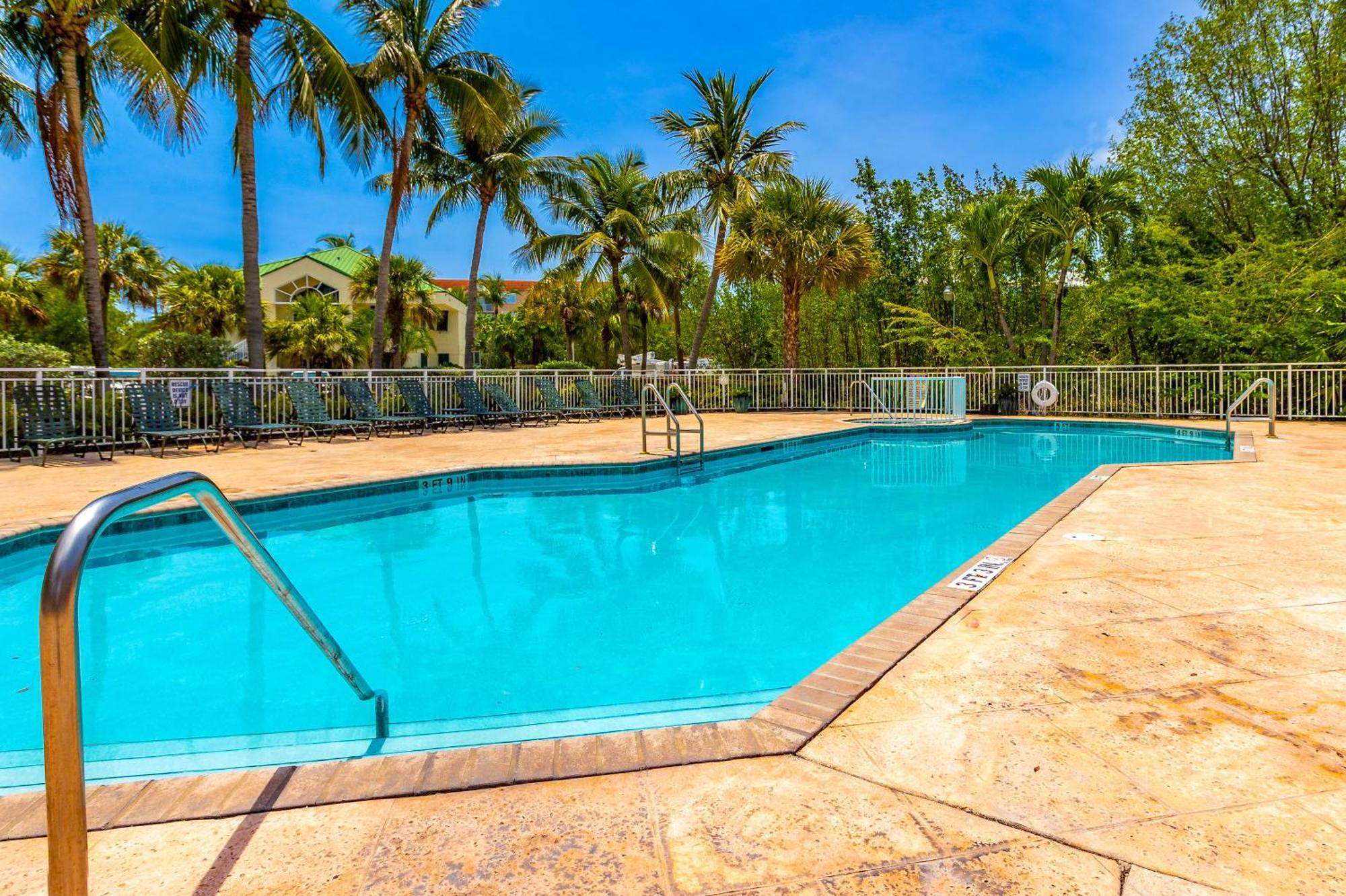 Sunrise Suites - Sea Breeze Suite 101 Key West Szoba fotó